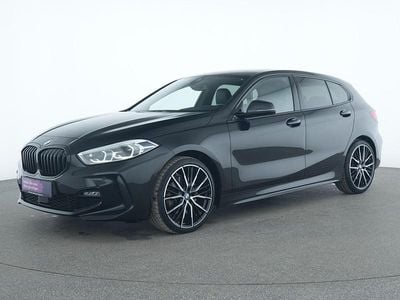 Gebraucht BMW 120 M Sport 190 PS (139 kW) 2023 Black sapphire Kleinwagen