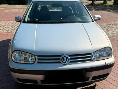 Gebraucht VW Golf IV 100 PS (73 kW) 1998 Silber Limousine