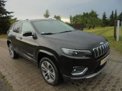 Gebraucht Jeep Cherokee Overland 194 PS (142 kW) 2021 Schwarz SUV