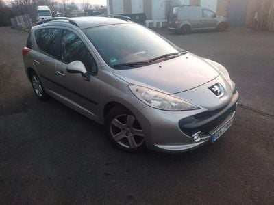 Gebraucht Peugeot 207 Filou 95 PS (69 kW) 2009 Silber Kombi