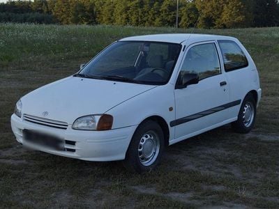 Second-hand Toyota Starlet 75 CP (55 kW) 1999 Hatchback