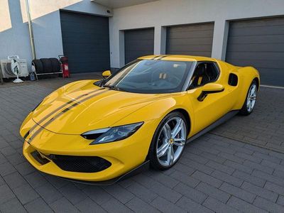 Gebraucht Ferrari 296 829 PS (609 kW) 2023 Gelb