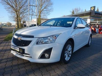 Gebraucht Chevrolet Cruze LT 124 PS (91 kW) 2012 Weiß Limousine