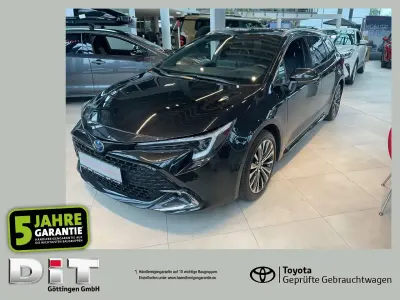 Gebraucht Toyota Corolla Basis 140 PS (102 kW) 2024 Black mica Kombi