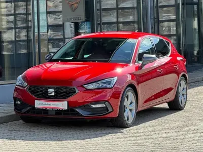Gebraucht Seat Leon FR 150 PS (110 kW) 2022 Rot Limousine