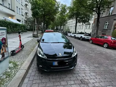Gebraucht Peugeot 208 GT-line 110 PS (80 kW) 2018 Schwarz Kleinwagen
