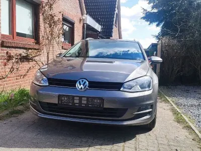 Gebraucht VW Golf VII Highline 150 PS (110 kW) 2016 Silber Limousine