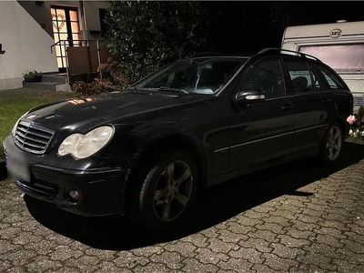 Mercedes C200