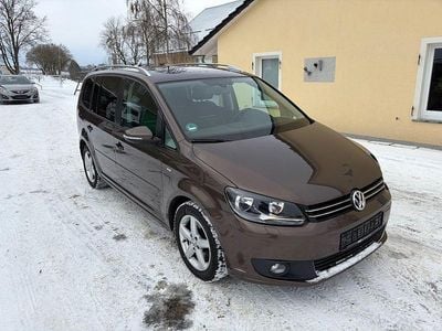 Braun Gebraucht 2014 VW Touran Cup Van / Kleinbus | 9.999 € (Guter Preis)