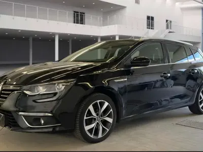 Gebraucht Renault Mégane GrandTour Bose Edition 132 PS (97 kW) 2017 Sternenschwarz Kombi