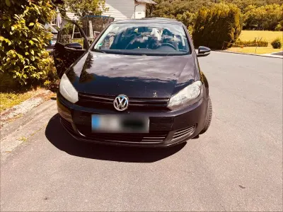 Gebraucht VW Golf VI 80 PS (58 kW) 2009 Schwarz Kleinwagen