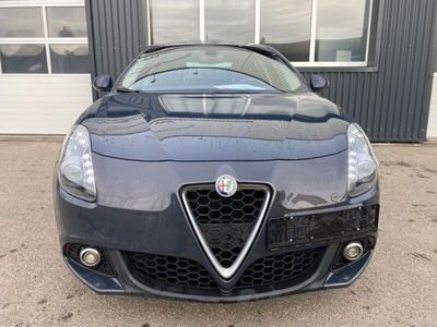 gebraucht Alfa Romeo Giulietta 1,4 Super*Klima*Leder*Navi*Bi Xenon*8F