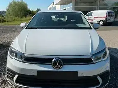 Gebraucht VW Polo Life 80 PS (58 kW) 2023 Weiß Kleinwagen