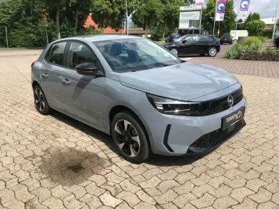 Neu Opel Corsa-e Edition 100 kW (136 PS) 2026 Grau Kleinwagen