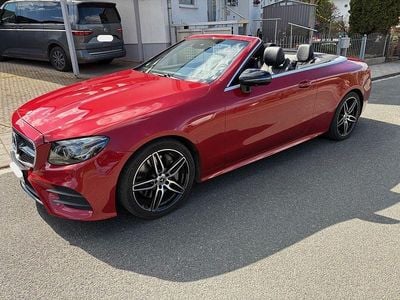 Gebraucht Mercedes E350 AMG line 299 PS (219 kW) 2018 Rot Cabrio