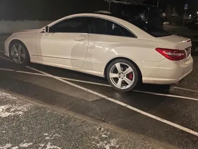 Używany Mercedes E350 Avantgarde 265 KM (194 kW) 2013 Biały Coupe