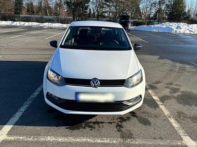 Gebraucht VW Polo 90 PS (66 kW) 2016 Weiß Limousine