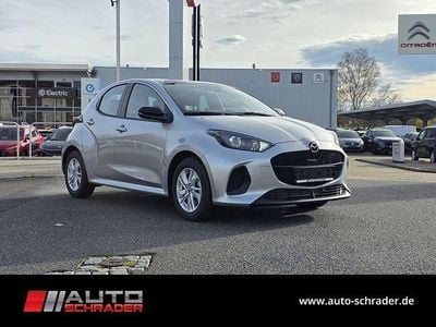 Grau Neu 2025 Mazda 2 Center-Line Limousine | 22.390 € (Fairer Preis)