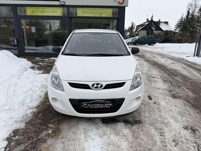 Weiß Gebraucht 2011 Hyundai i20 Classic Kleinwagen | 3.990 € (Fairer Preis)