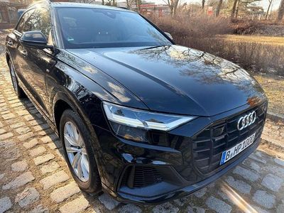 Gebraucht Audi Q8 Sport 340 PS (250 kW) 2022 Schwarz SUV