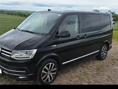 Gebraucht VW Multivan 204 PS (150 kW) 2016 Schwarz Van / Kleinbus