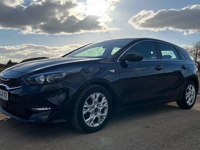 Gebraucht Kia Ceed Vision 160 PS (117 kW) 2023 Schwarz Kleinwagen