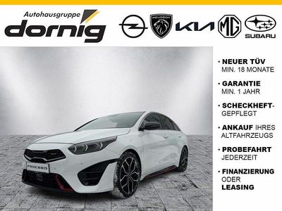 Gebraucht Kia ProCeed GT 204 PS (150 kW) 2023 Weiß Kleinwagen