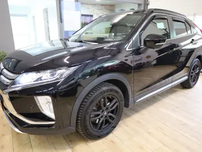 Gebraucht Mitsubishi Eclipse Cross Edition 163 PS (119 kW) 2018 Schwarz SUV