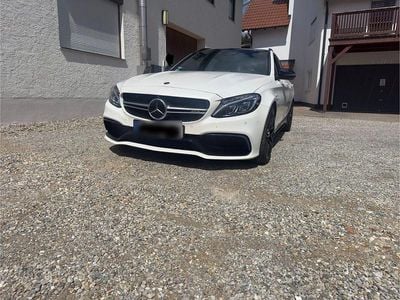 Mercedes C63 AMG