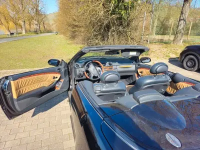 Gebraucht Mercedes CLK320 218 PS (160 kW) 2004 Schwarz Cabrio