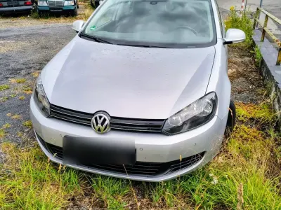 Gebraucht VW Golf VI 122 PS (89 kW) 2011 Silber Kleinwagen