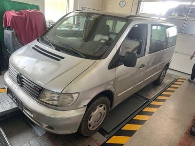 Używany Mercedes Vito 2001 Srebrny Van