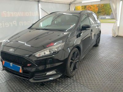 Gebraucht Ford Focus ST 250 PS (183 kW) 2017 Schwarz Kombi