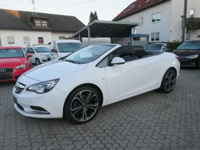 Gebraucht Opel Cascada Innovation 170 PS (125 kW) 2015 Weiß Cabrio