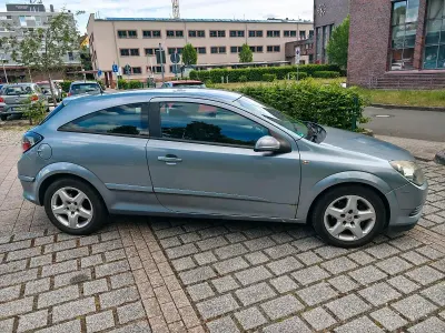 Gebraucht Opel Astra GTC 90 PS (66 kW) 2008 Grau Coupé