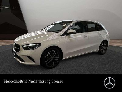 Gebraucht Mercedes B200 Advanced 163 PS (119 kW) 2024 Weiß Van / Kleinbus