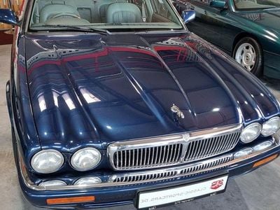 Gebraucht Jaguar X300 Executive 241 PS (177 kW) 1997 Blau Limousine