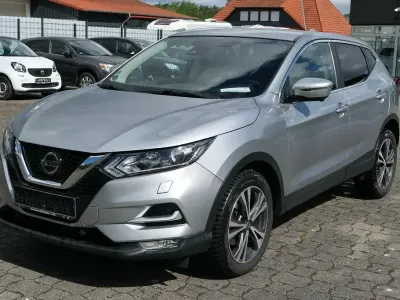 Gebraucht Nissan Qashqai 360º 159 PS (116 kW) 2019 Silber SUV