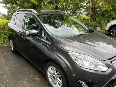 Gebraucht Ford Grand C-Max 2015 Grau Van / Kleinbus