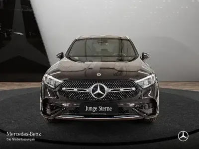 Gebraucht Mercedes GLC220 AMG 197 PS (144 kW) 2023 Schwarz SUV