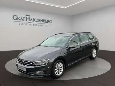 Gebraucht VW Passat Business 150 PS (110 kW) 2023 Grau Kombi