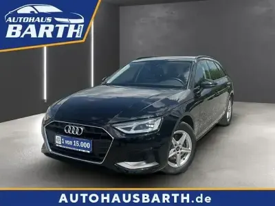 Gebraucht Audi A4 Business 136 PS (100 kW) 2022 Brillantschwarz (metallic) Kombi
