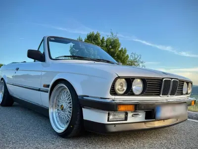 Gebraucht BMW 320 129 PS (94 kW) 1982 Weiß Cabrio