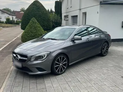 Gebraucht Mercedes CLA180 122 PS (89 kW) 2015 Grau Coupé
