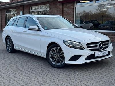 Gebraucht Mercedes C180 Avantgarde 122 PS (89 kW) 2020 Weiß Kombi