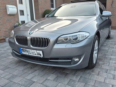 Gebraucht BMW 525 218 PS (160 kW) 2011 Grau Kombi