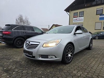 Gebraucht Opel Insignia Edition 194 PS (142 kW) 2013 Silber Limousine
