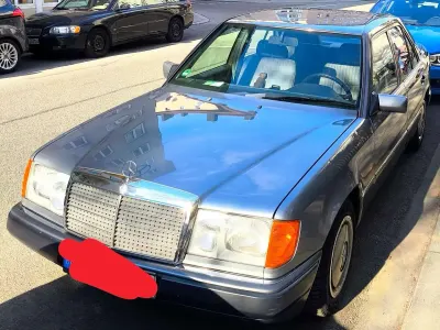 Gebraucht Mercedes E230 132 PS (97 kW) 1989 Grau Limousine