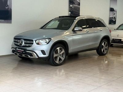 Gebraucht Mercedes GLC300e 194 PS (142 kW) 2022 Silber SUV