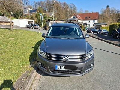Gebraucht VW Tiguan Cup 177 PS (130 kW) 2015 Grau SUV